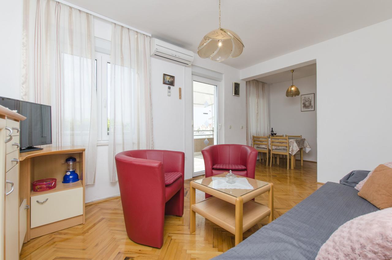Apartment Danijela Primošten Eksteriør billede